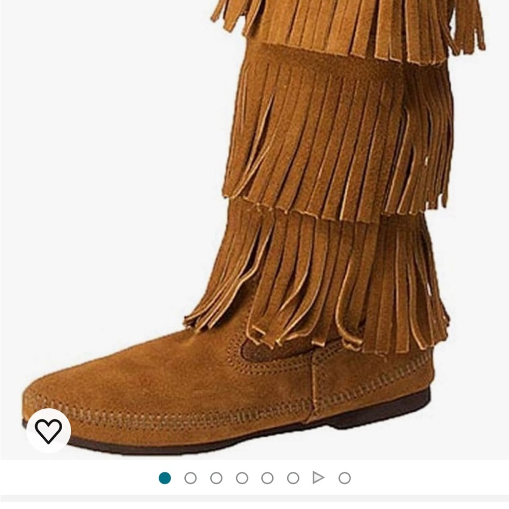 Minnetonka 3-Fringe Suede Boot, hits mid-calf Womens 9. Moccasin style 1632